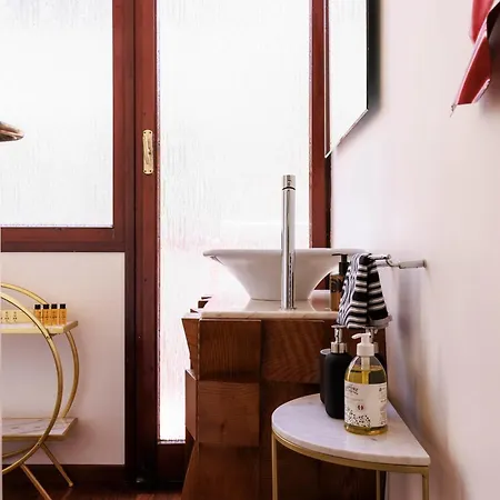 Borgo Pinti Luxury Duplex Florence